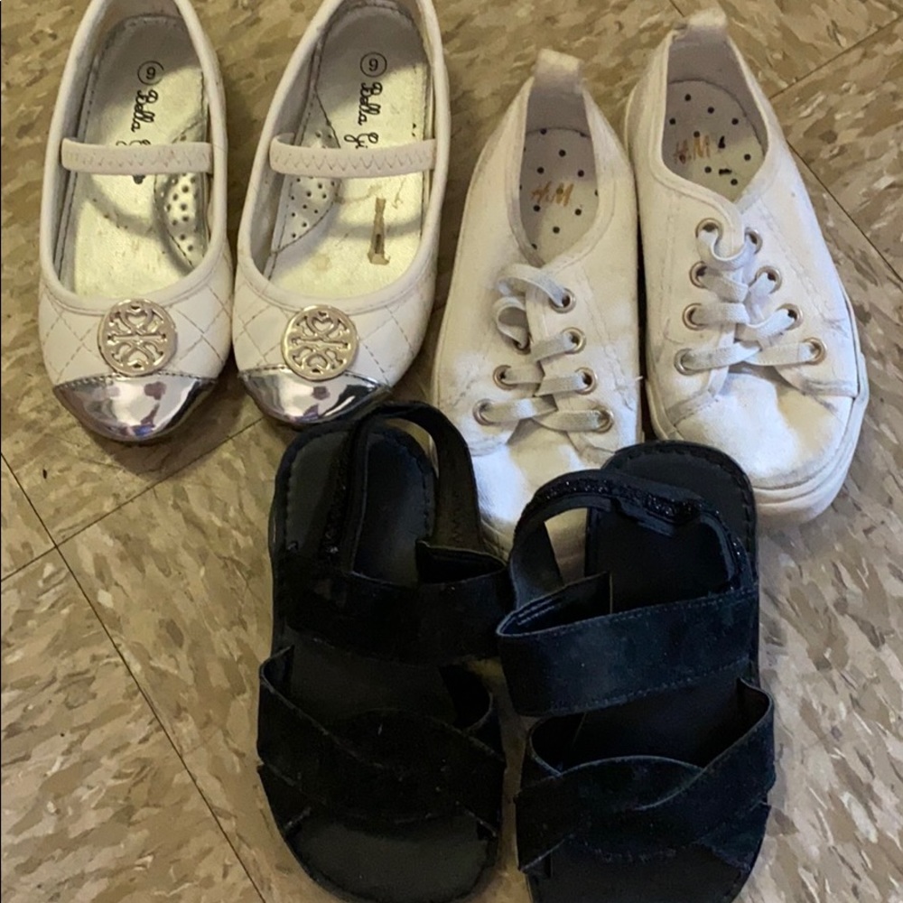 3 pairs toddler shoes